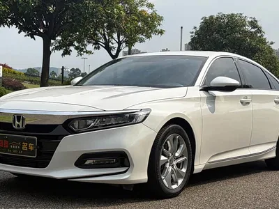 2018 Honda Accord 260TURBO Elite Edition China VI, фото 1, лот 10432043