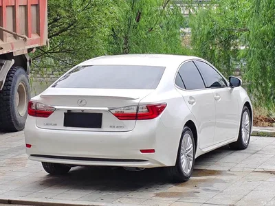 2015 Lexus ES 200 Elite Edition, фото 3, лот 10313693
