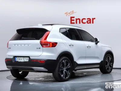 2021 Volvo XC40 B4 Inscription, фото 2, лот 10115308