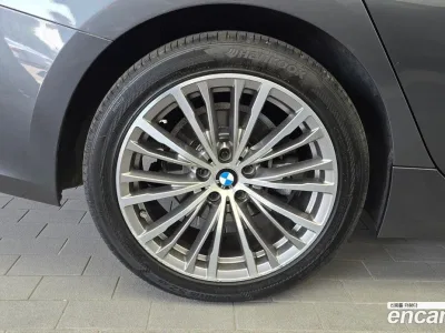 2021 BMW 3-Series 320d Luxury, фото 4, лот 10043010