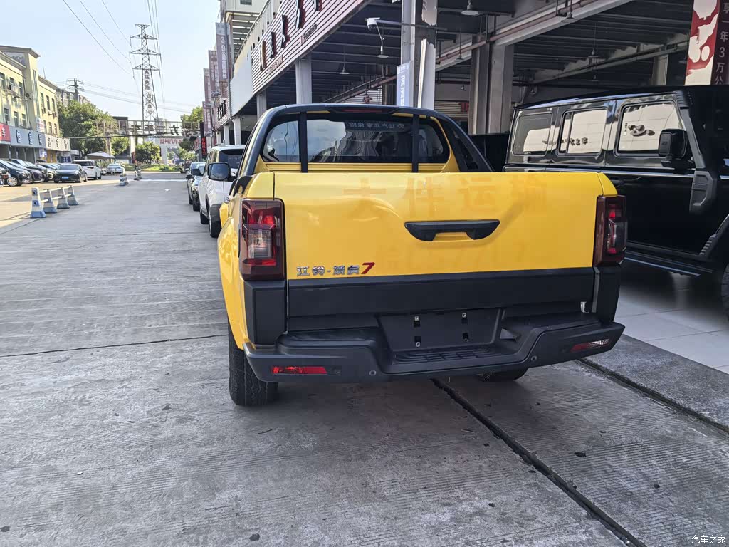2023 Jiangling Yuhu 7 2.0T Automatic Diesel 2WD Comfort Standard Wheelbase, фото 4, лот 10658391