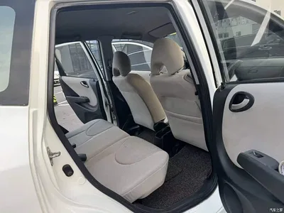 2004 Honda Fit Model 1.3L Manual, фото 2, лот 11132983