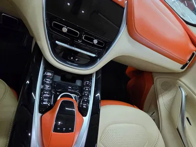 2020 Aston Martin DBX 4.0T V8, фото 4, лот 10674298
