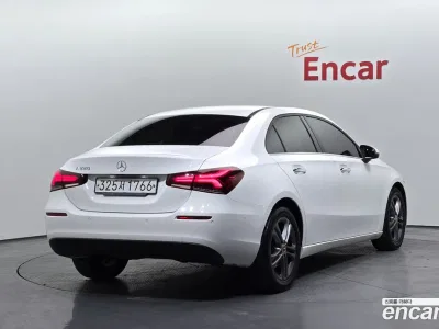 2020 Mercedes-Benz A-Class A220 Sedan, фото 2, лот 10039842
