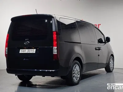2022 Hyundai Staria Cargo 5-Seater, фото 2, лот 10109047