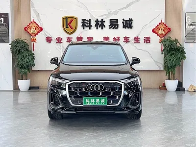 2025 Audi Q7 55 TFSI quattro S line Sport, фото 2, лот 11548349