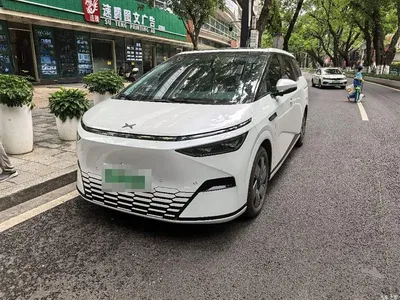 2024 XPeng X9 702 Long Range Pro, фото 1, лот 10376135