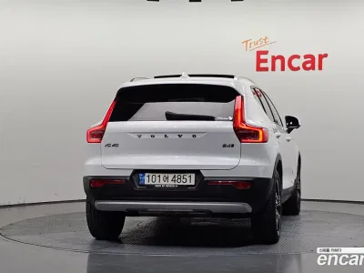 2021 Volvo XC40 B4 Inscription, фото 4, лот 10115086