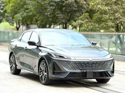 2025 Changan Eado Model Year Facelift 1.5T 500Bar Premium Edition, фото 3, лот 10251588