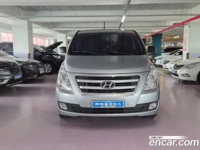 2017 Hyundai Starex 5-Seater VAN, фото 1, лот 10191766