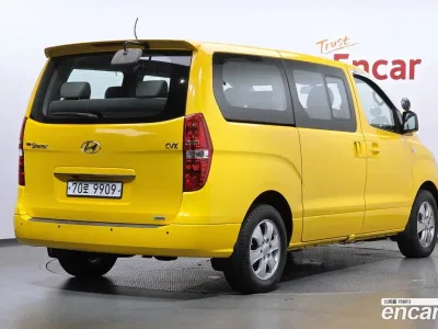 2017 Hyundai Starex 4WD 12-Seater Wagon, фото 2, лот 11433049