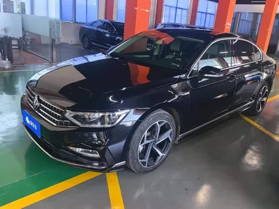 2023 Volkswagen Magotan Model 2 Million Commemorative Edition 330TSI DSG Luxury, фото 1, лот 10392498