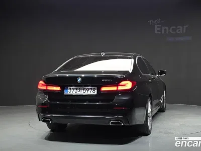 2022 BMW 5-Series 520i Luxury, фото 4, лот 10526873