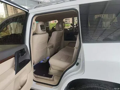2015 Toyota Land Cruiser (Import) 4.0L V6 Middle East Low Configuration Edition, фото 4, лот 10310940