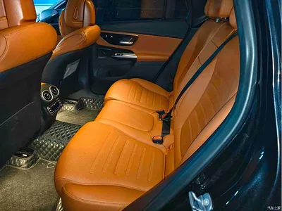 2024 Mercedes-Benz GLC 260 L 4MATIC Dynamic 5-seater, фото 3, лот 10399557
