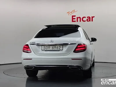 2019 Mercedes-Benz E-Class E300 Avantgarde, фото 4, лот 11418108