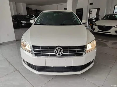 2013 Volkswagen Lavida Facelift Classic 1.6L Manual Trend, фото 3, лот 10455377