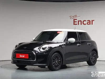 2024 Mini Cooper 5Door Classic, фото 1, лот 10210133