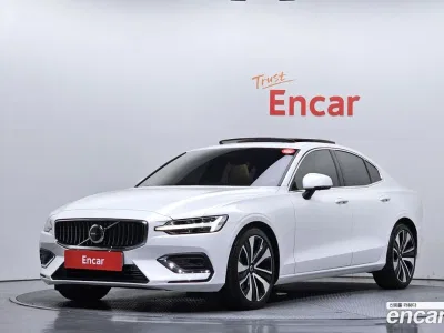 2024 Volvo S60 B5 Ultimate Bright, фото 1, лот 10125456