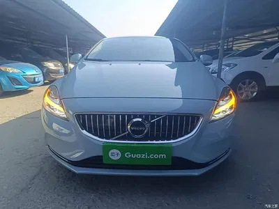 2017 Volvo V40 T3 R-Design, фото 3, лот 11087315
