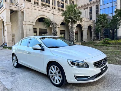 2015 Volvo S60 Plug-in Hybrid S60L E-Drive Hybrid T6 Intelligent Edition, фото 1, лот 10364597