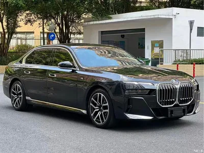 2023 BMW 7 Series Model 735Li M Sport Package, фото 2, лот 10237587