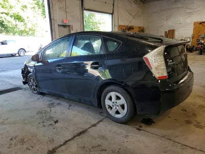 2011 TOYOTA PRIUS TWO, фото 2, лот 10503770