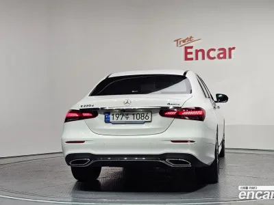 2023 Mercedes-Benz E-Class E220d 4MATIC AMG Line, фото 4, лот 10057303