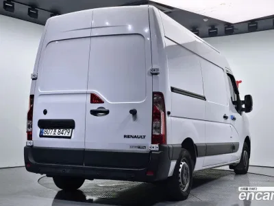 2022 Renault Master 2.3 Van L, фото 2, лот 11444823