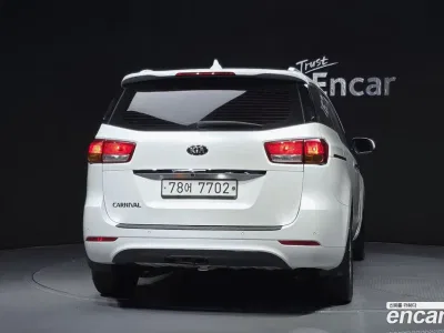 2015 Kia Canival 11-seater Luxury, фото 4, лот 11476436