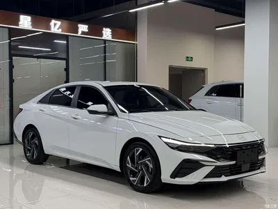 2023 Hyundai Elantra Model 1.5L CVT LUX Premium Edition, фото 3, лот 10887184