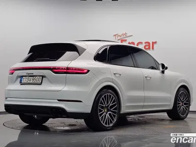 2021 Porsche Cayenne 3.0, фото 1, лот 10519278