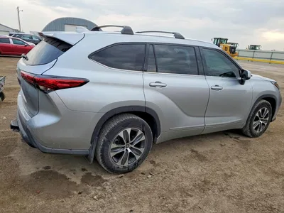 2021 TOYOTA HIGHLANDER XLE, фото 3, лот 10542450
