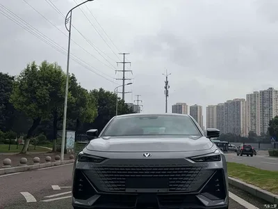 2022 Changan UNI-V 1.5T Smart Pilot Edition, фото 2, лот 10251590