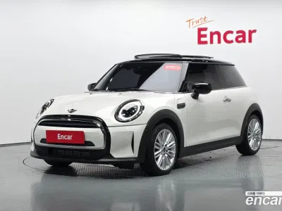 2023 Mini Cooper Classic Plus Launch Pack, фото 1, лот 10201804