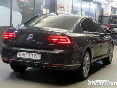 2018 Volkswagen Passat 2.0 TDI 4Motion Prestige, фото 4, лот 10205347