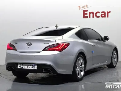 2010 Hyundai Genesis 200 Turbo D, фото 2, лот 10121479