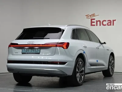 2022 Audi e-tron 55 Quattro, фото 2, лот 10144047