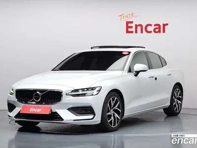 2020 Volvo S60 T5 Momentum, фото 1, лот 10126766