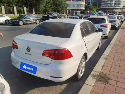 2013 Volkswagen Bora 1.6L Automatic Comfort Model, фото 3, лот 10625963
