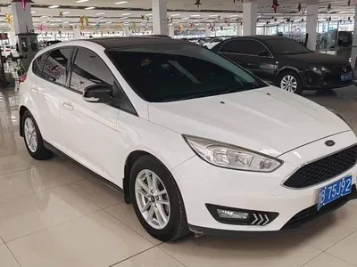 2018 Ford Focus Hatchback Classic 1.6L Automatic Trend Smart Edition, фото 3, лот 11425334