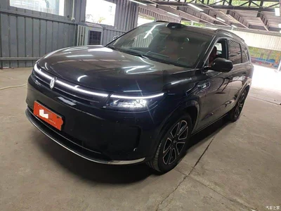 2024 AITO Wenjie AITO M7 1.5T Smart Drive 4WD Ultra 5-seater, фото 1, лот 10276497