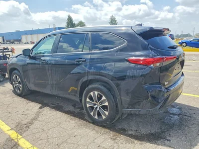 2023 TOYOTA HIGHLANDER XLE, фото 2, лот 10550625