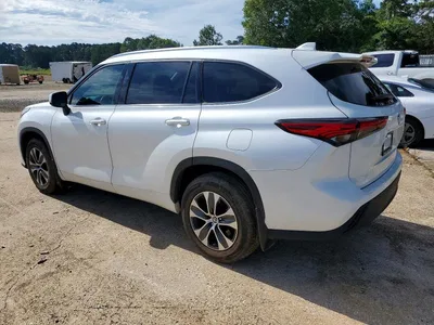 2021 TOYOTA HIGHLANDER XLE, фото 2, лот 10555290
