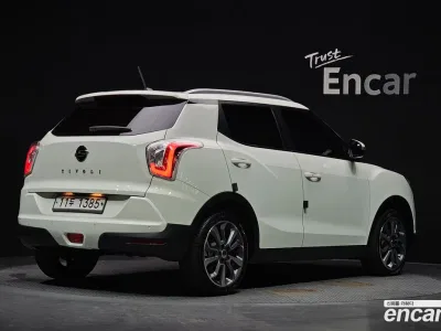 2015 Ssang Yong TIBOLI LX 2WD, фото 1, лот 10217777