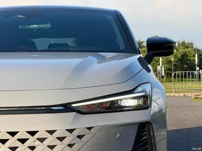 2024 Changan UNI-V 1.5T Deluxe Sport, фото 4, лот 10247042