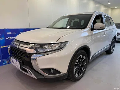 2020 Mitsubishi Outlander 2.0L 2WD Premium 7-seater, фото 1, лот 10340185