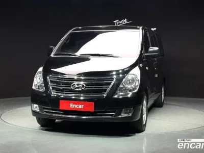2017 Hyundai Starex 5-Seater VAN, фото 2, лот 10192750