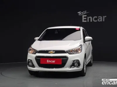 2017 Chevrolet Spark LTZ, фото 2, лот 10076092