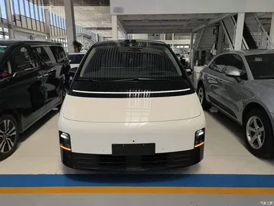 2024 Li Auto MEGA Ultra, фото 3, лот 10447427